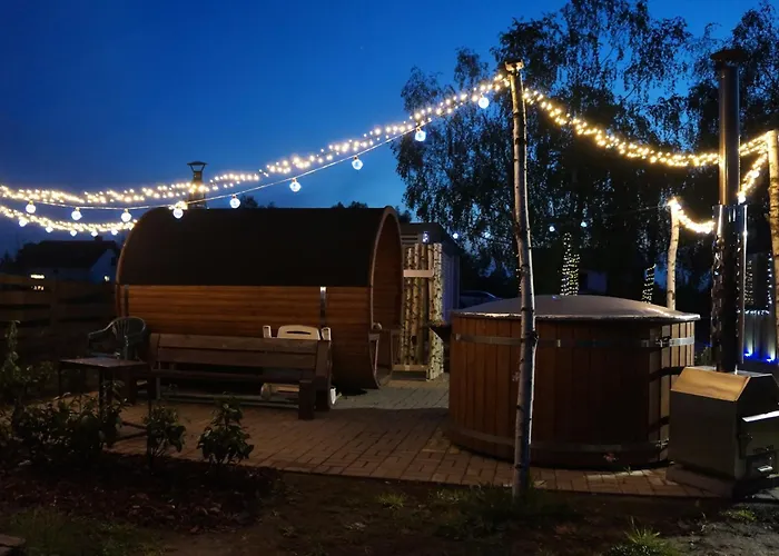 Drewniany Zakatek Z Sauna I Jacuzzi Jadow photo