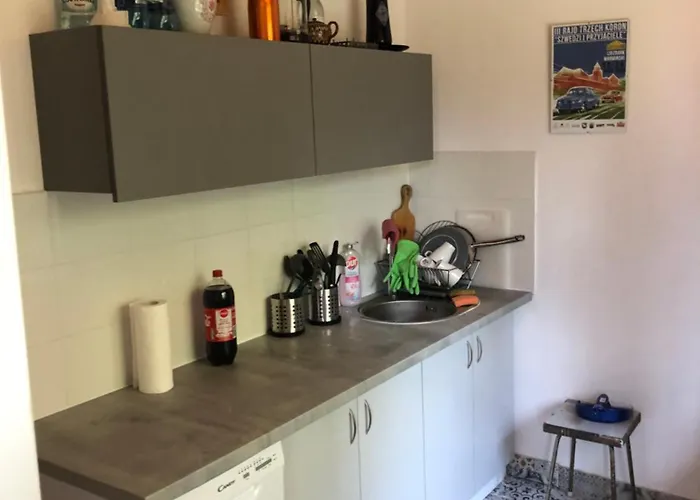 Photo de Urokliwy Domek Wakacyjny Pod Warszawa Beniaminow