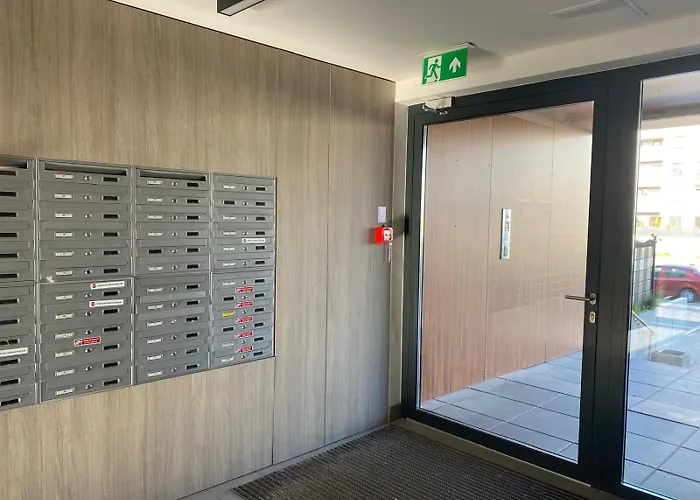 Komfortowy Apartament Nadbrzezna Blisko Warszawy Z Parkingiem Ozarow Mazowiecki photo