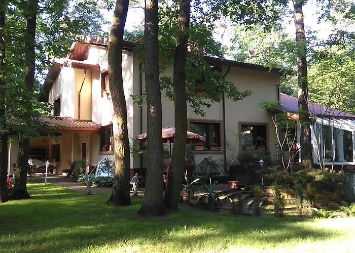 Villa Podkowa Podkowa Lesna photo