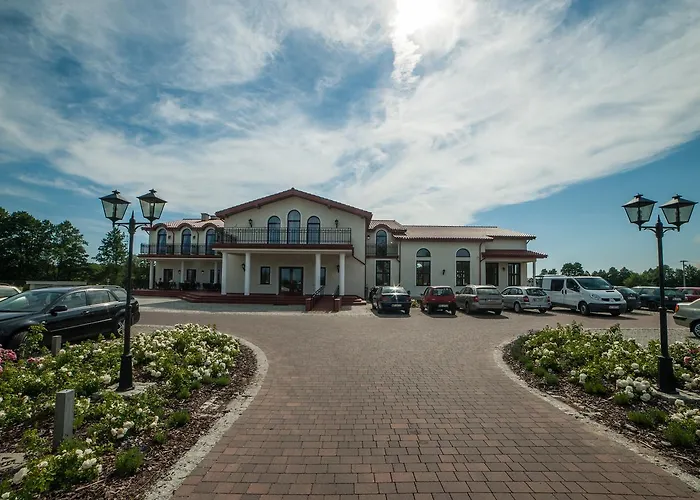 Hotel I Restauracja Rozany Dwor Skrzeszew photo